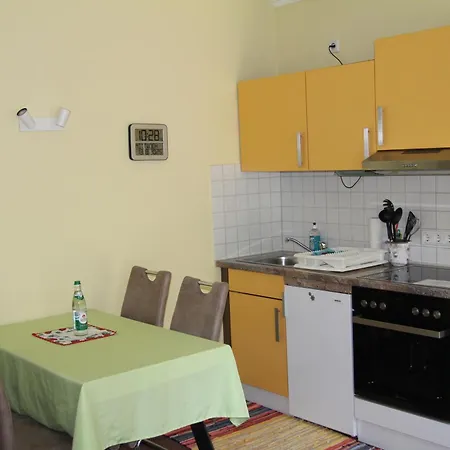 Atrium Serviced And Apartman *